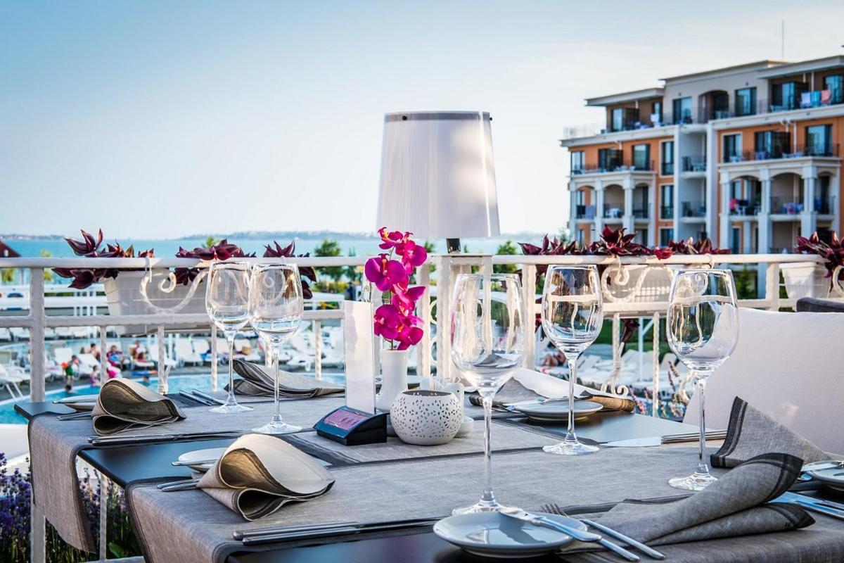 Sea View Apartment On The Sunny Beach Sveti Vlas Ngoại thất bức ảnh