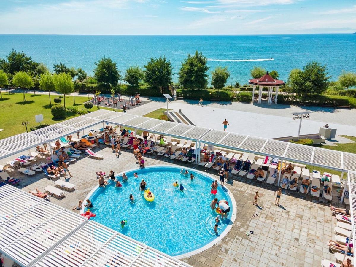 Sea View Apartment On The Sunny Beach Sveti Vlas Ngoại thất bức ảnh