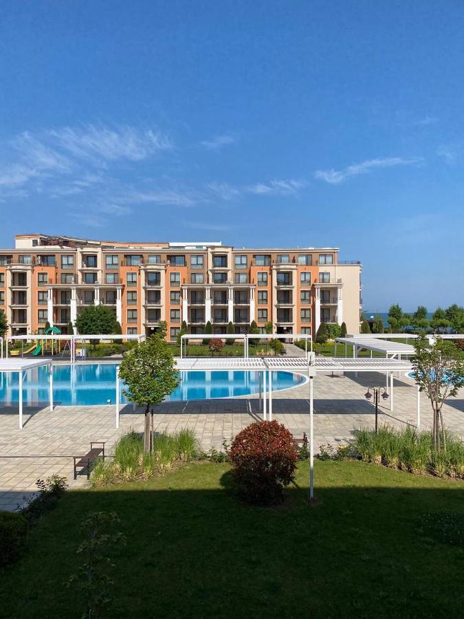 Sea View Apartment On The Sunny Beach Sveti Vlas Ngoại thất bức ảnh