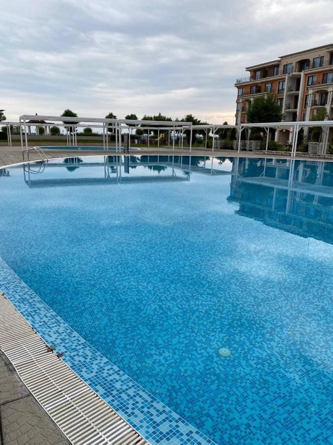 Sea View Apartment On The Sunny Beach Sveti Vlas Ngoại thất bức ảnh