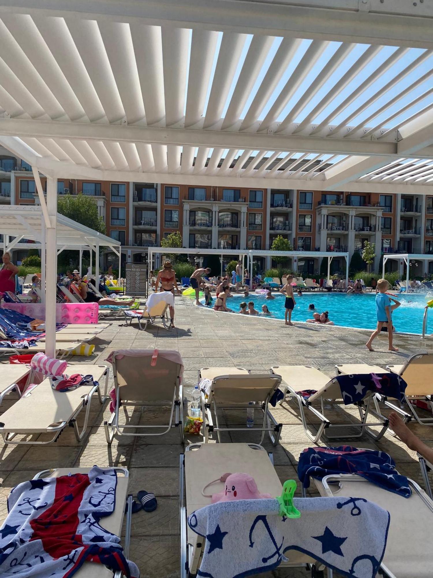 Sea View Apartment On The Sunny Beach Sveti Vlas Ngoại thất bức ảnh