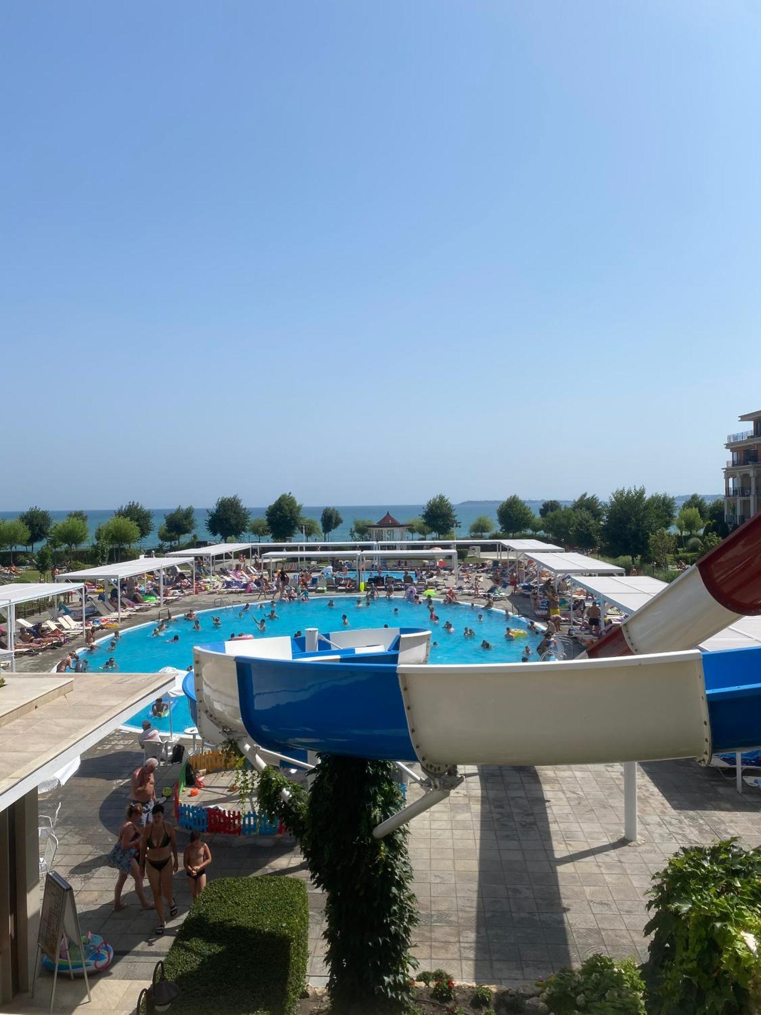 Sea View Apartment On The Sunny Beach Sveti Vlas Ngoại thất bức ảnh