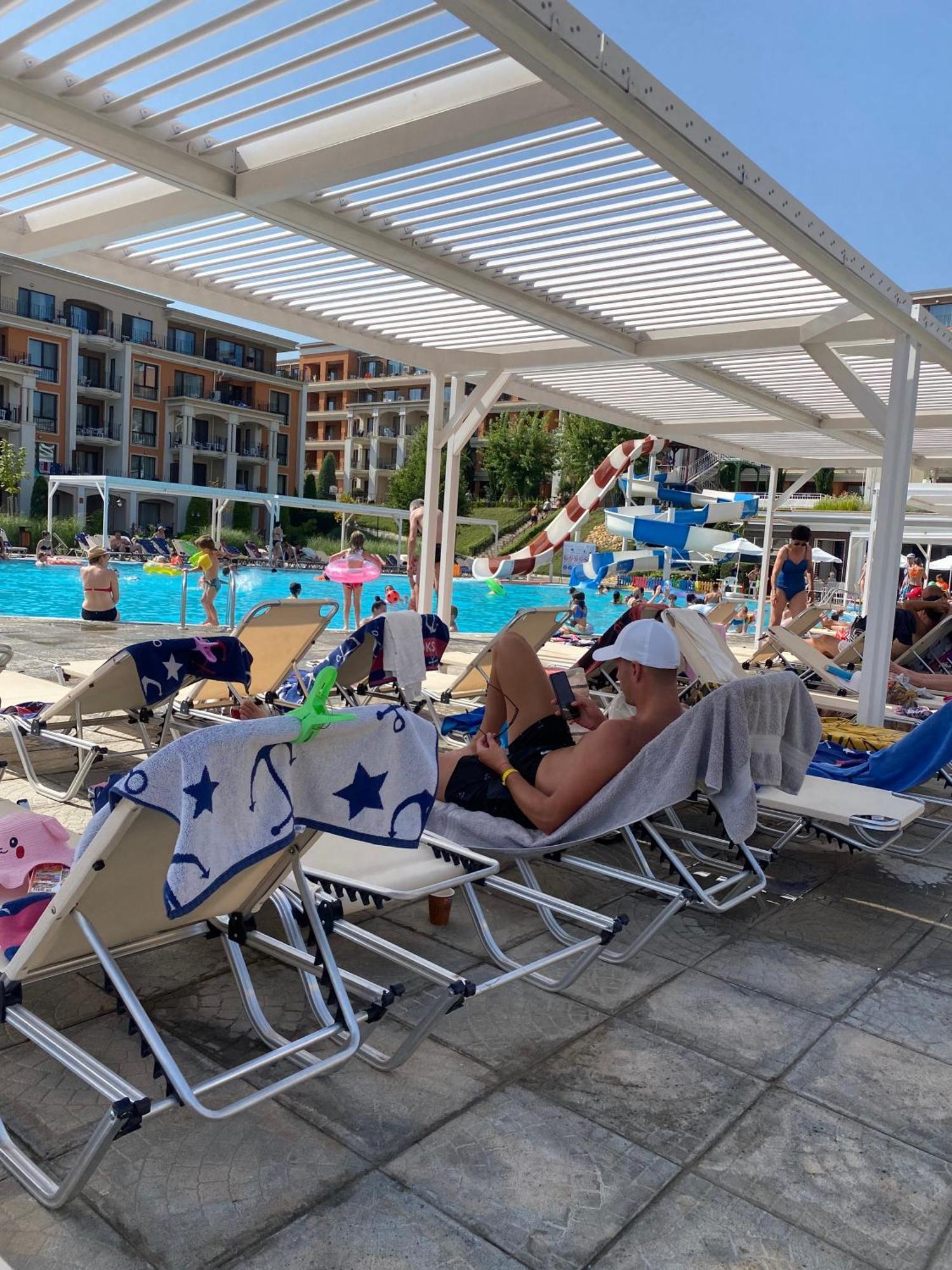 Sea View Apartment On The Sunny Beach Sveti Vlas Ngoại thất bức ảnh
