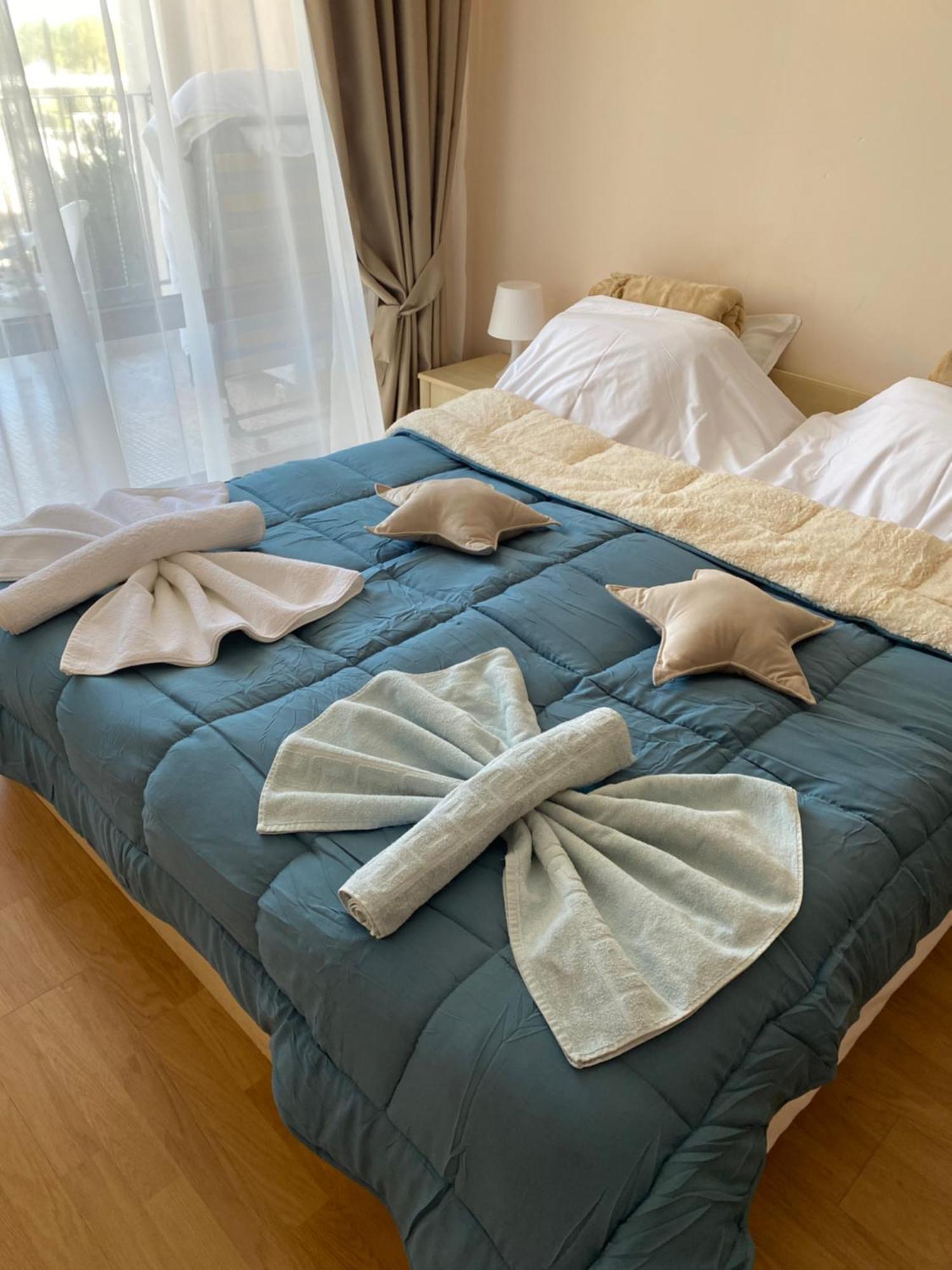 Sea View Apartment On The Sunny Beach Sveti Vlas Ngoại thất bức ảnh